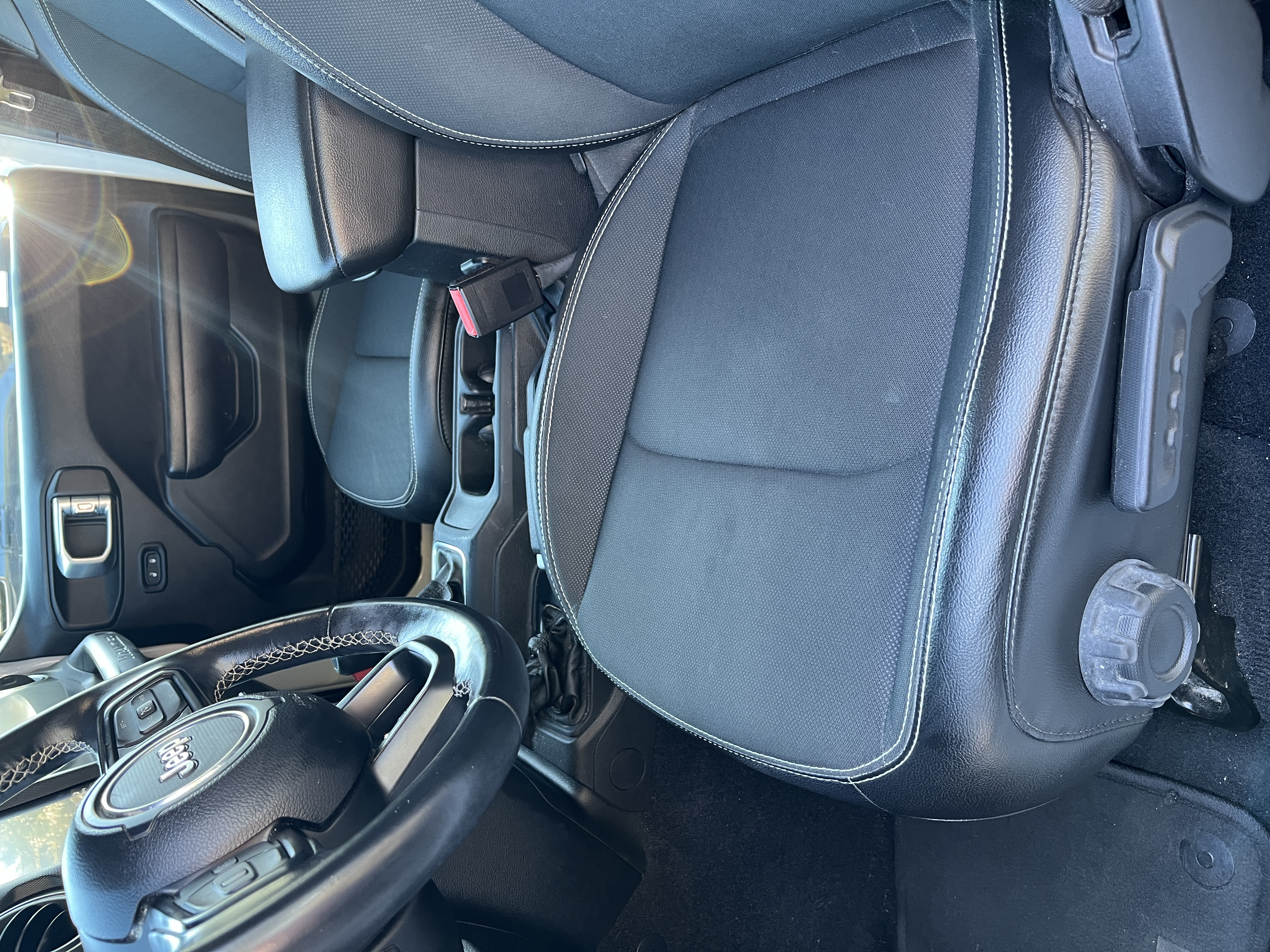 Used 2021 Jeep Wrangler Unlimited Sport AWD/4WD image 14