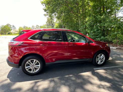 Used 2019 Ford Edge SEL w/ Equipment Group 201A AWD/4WD image 5