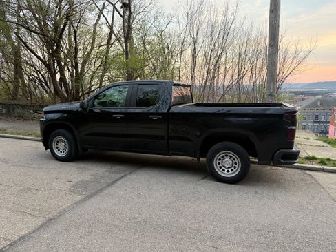 Used 2020 Chevrolet Silverado 1500 W/T w/ WT Value Package image 5