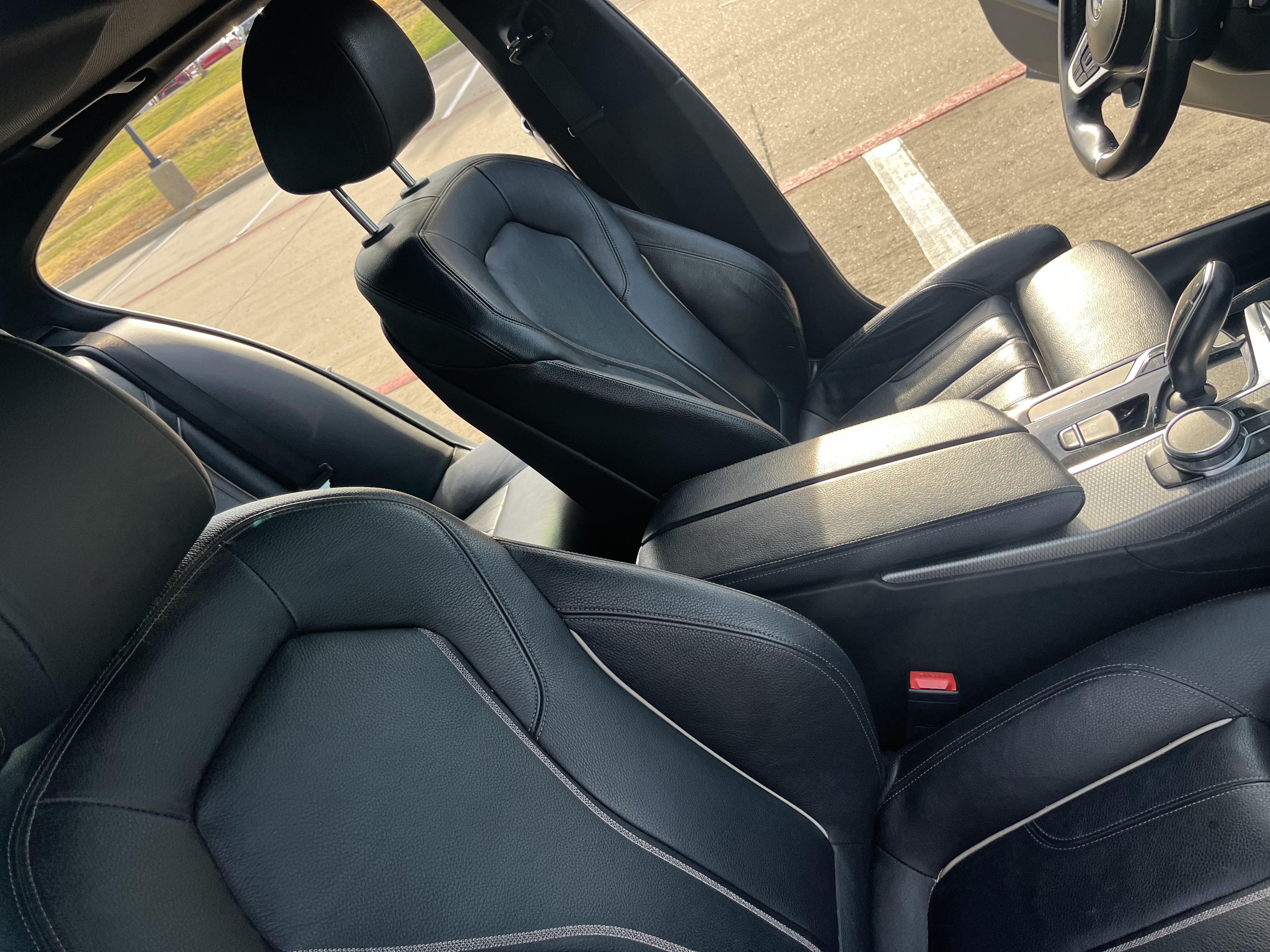 Used 2019 BMW 530i w/ M Sport Package RWD image 11