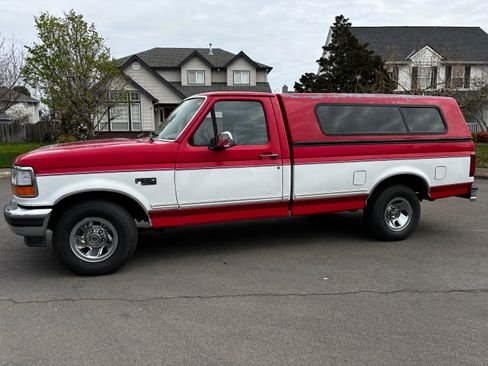 Used 1996 Ford F150 2WD Regular Cab image 1