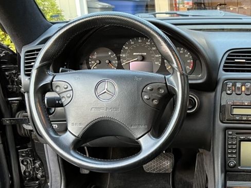 Used 2002 Mercedes-Benz CLK 55 AMG Coupe image 10
