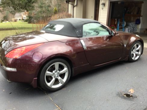 Used 2006 Nissan 350Z Touring image 9