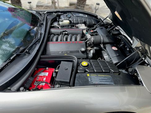 Used 2000 Chevrolet Corvette Convertible image 21