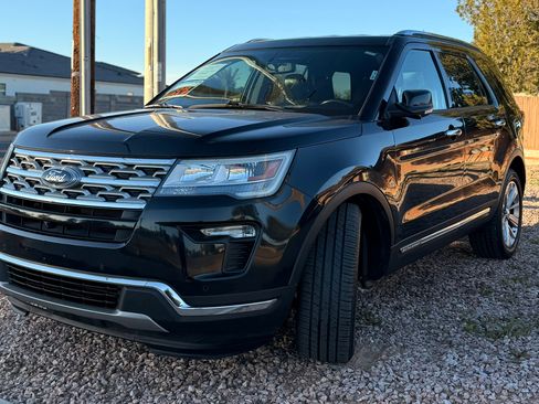 Used 2019 Ford Explorer Limited w/ Class III Trailer Tow Package image 2