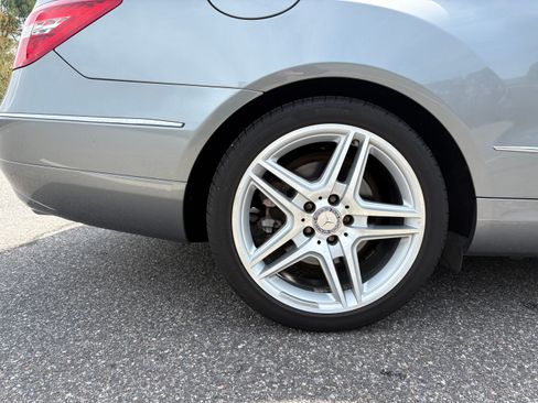 Used 2011 Mercedes-Benz E 350 Cabriolet image 20