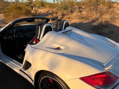 Used 2012 Porsche Boxster Spyder RWD image 4