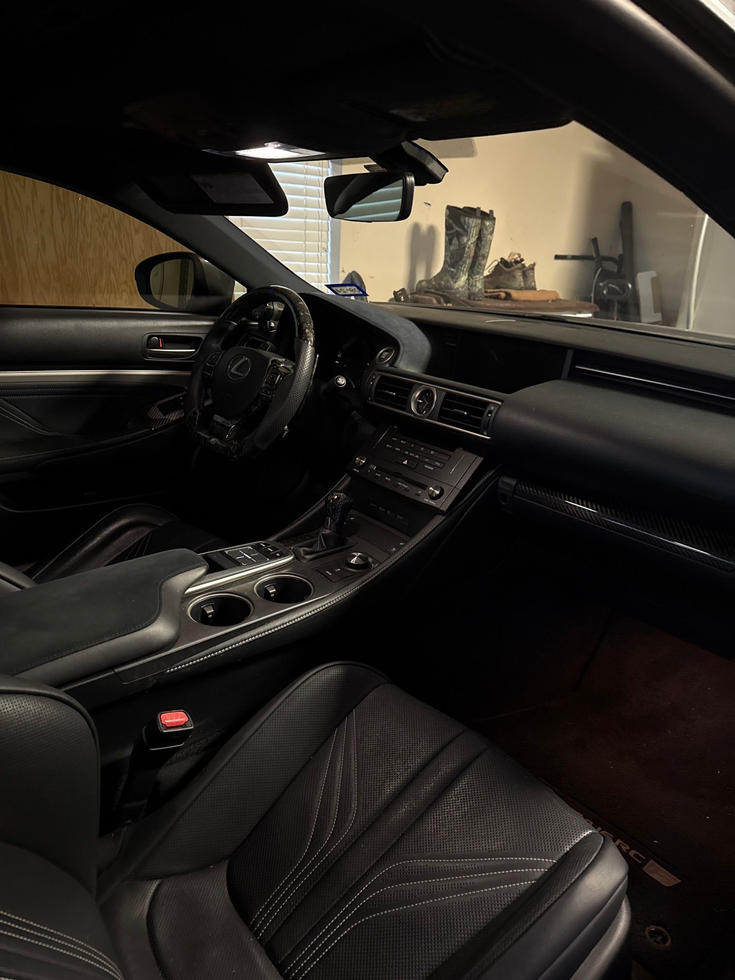 Used 2015 Lexus RC F w/ Premium Package RWD image 5