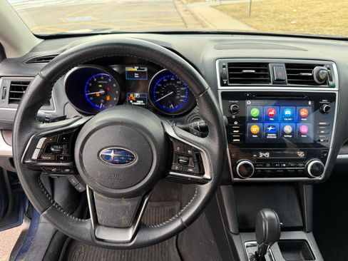 Used 2019 Subaru Outback 2.5i Limited image 9