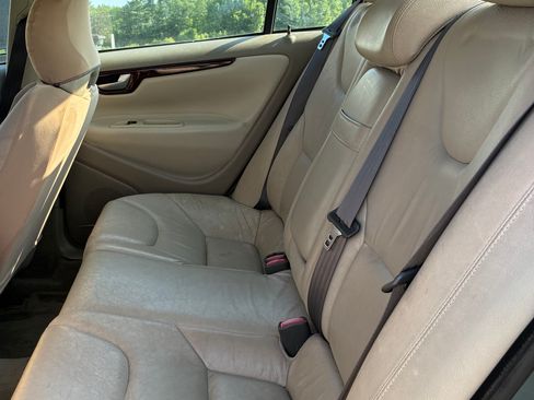 Used 2004 Volvo S60 2.5T AWD/4WD image 11
