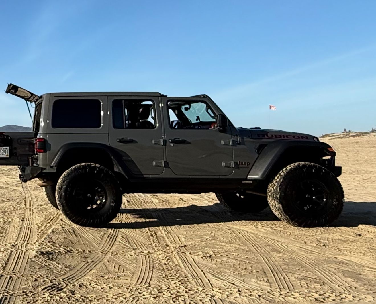 Used 2019 Jeep Wrangler Unlimited Rubicon AWD/4WD image 16