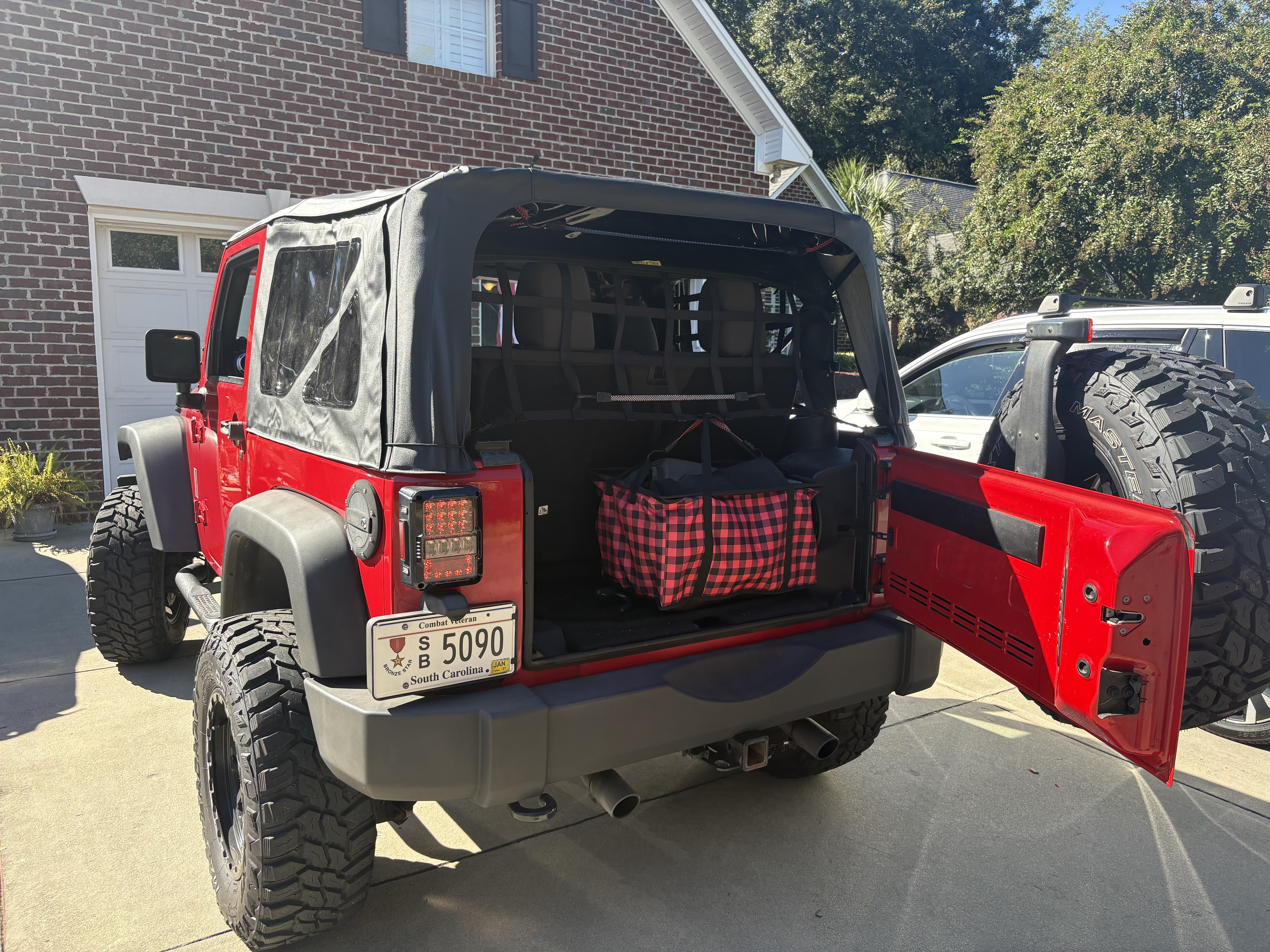 Used 2012 Jeep Wrangler Rubicon w/ PWR Convenience Group AWD/4WD image 19