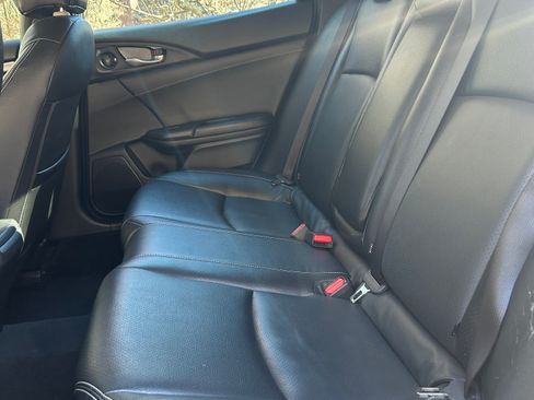 Used 2019 Honda Civic EX image 16