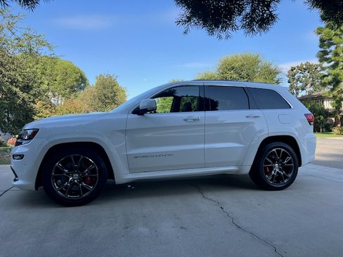 Used 2014 Jeep Grand Cherokee SRT w/ Trailer Tow Group IV image 4