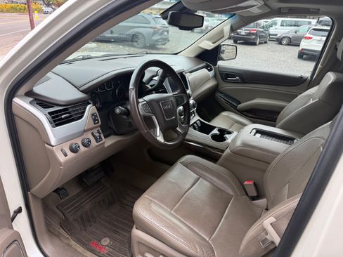 Used 2015 GMC Yukon SLT w/ Open Road Package image 5
