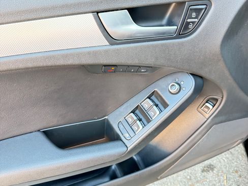 Used 2013 Audi A4 2.0T Premium Plus w/ Premium Plus Pkg image 17