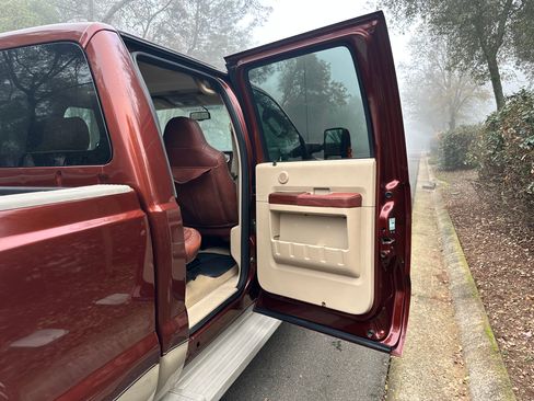 Used 2008 Ford F350 King Ranch image 19