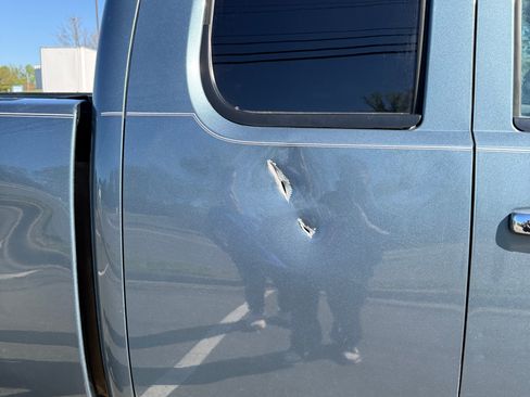 Used 2011 GMC Sierra 1500 SLE w/ Power Tech Package image 6