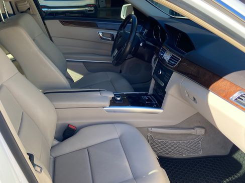 Used 2016 Mercedes-Benz E 350 Sedan image 10