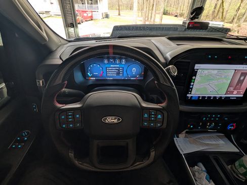 Used 2024 Ford F150 XL image 11