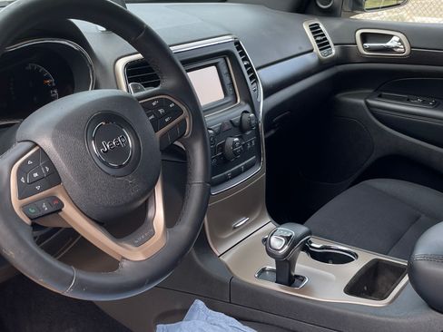 Used 2014 Jeep Grand Cherokee Laredo w/ Quick Order Package 23E image 14