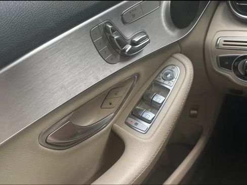 Used 2016 Mercedes-Benz C 300 Sedan image 6