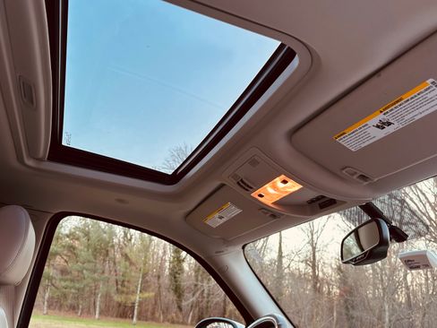 Used 2009 GMC Yukon 4WD Hybrid image 17