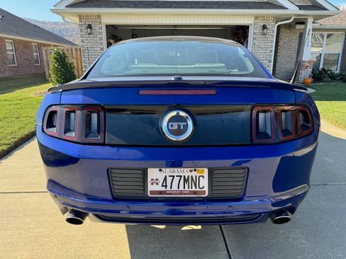 Used 2013 Ford Mustang GT Premium w/ Brembo Brake Pkg image 2