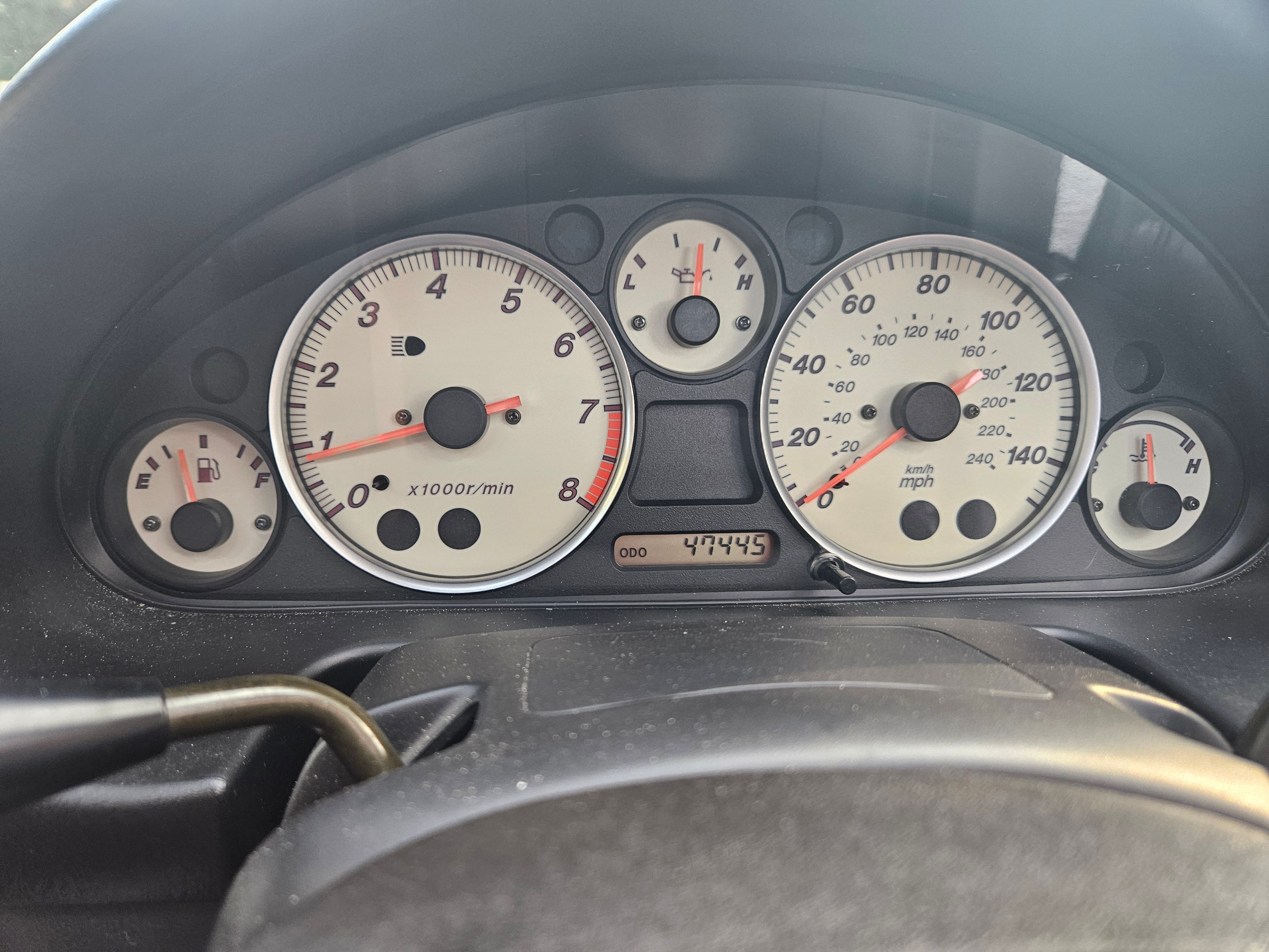 Used 2002 MAZDA MX-5 Miata LS RWD image 11