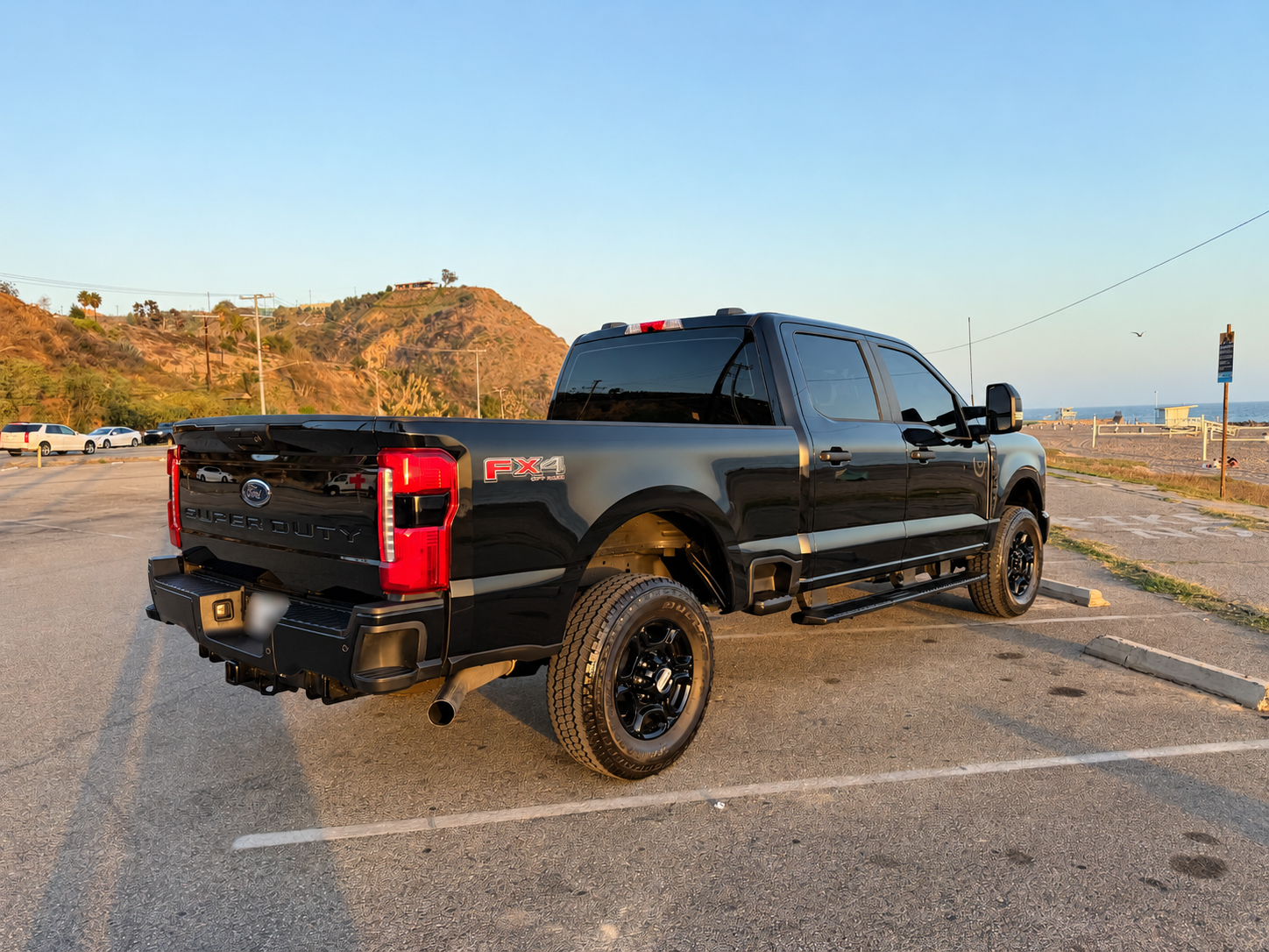 Used 2024 Ford F250 XL w/ STX Appearance Package AWD/4WD image 4