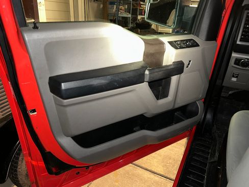 Used 2019 Ford F150 Lariat image 20