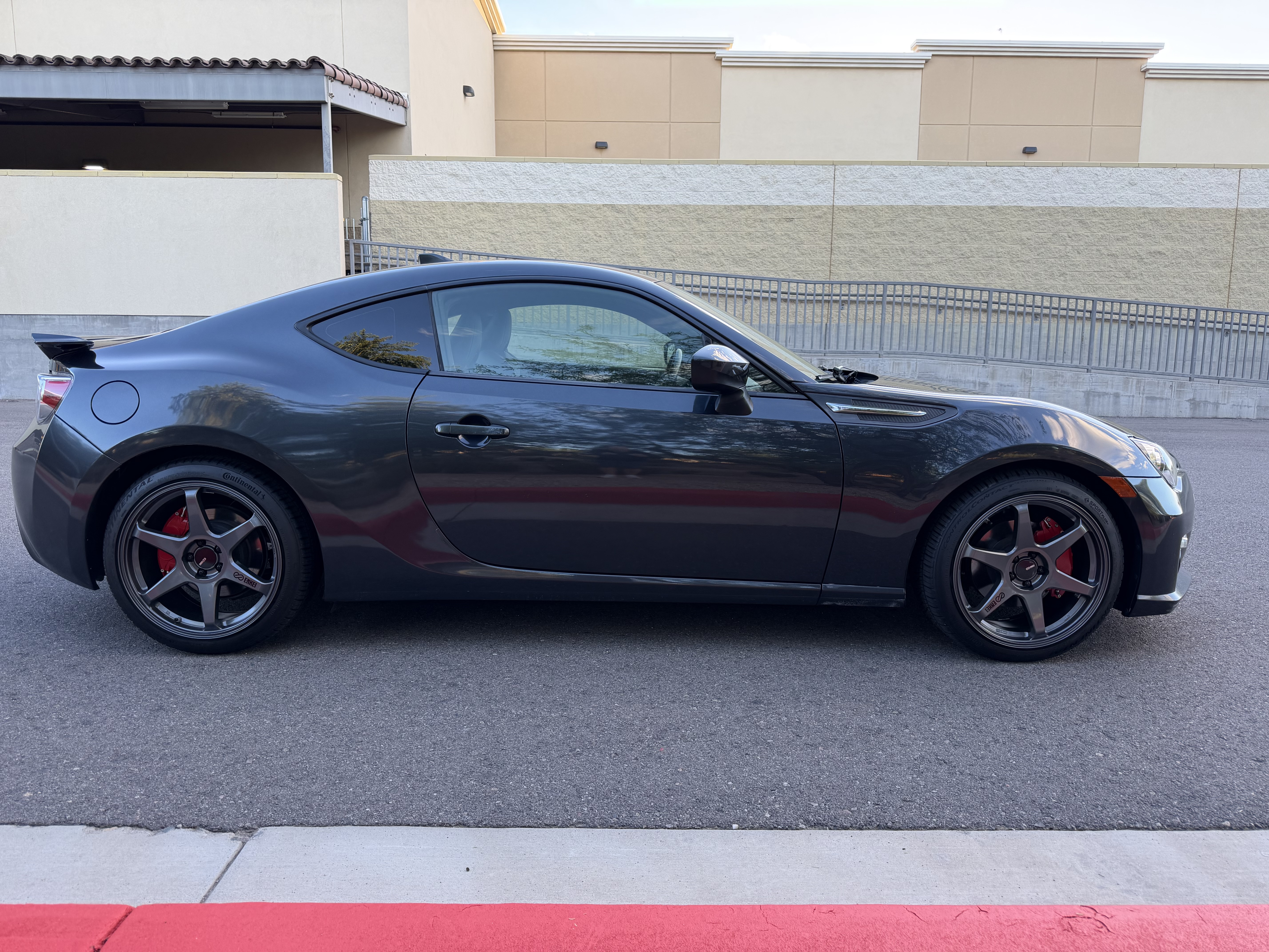 Used 2015 Subaru BRZ Limited RWD image 1