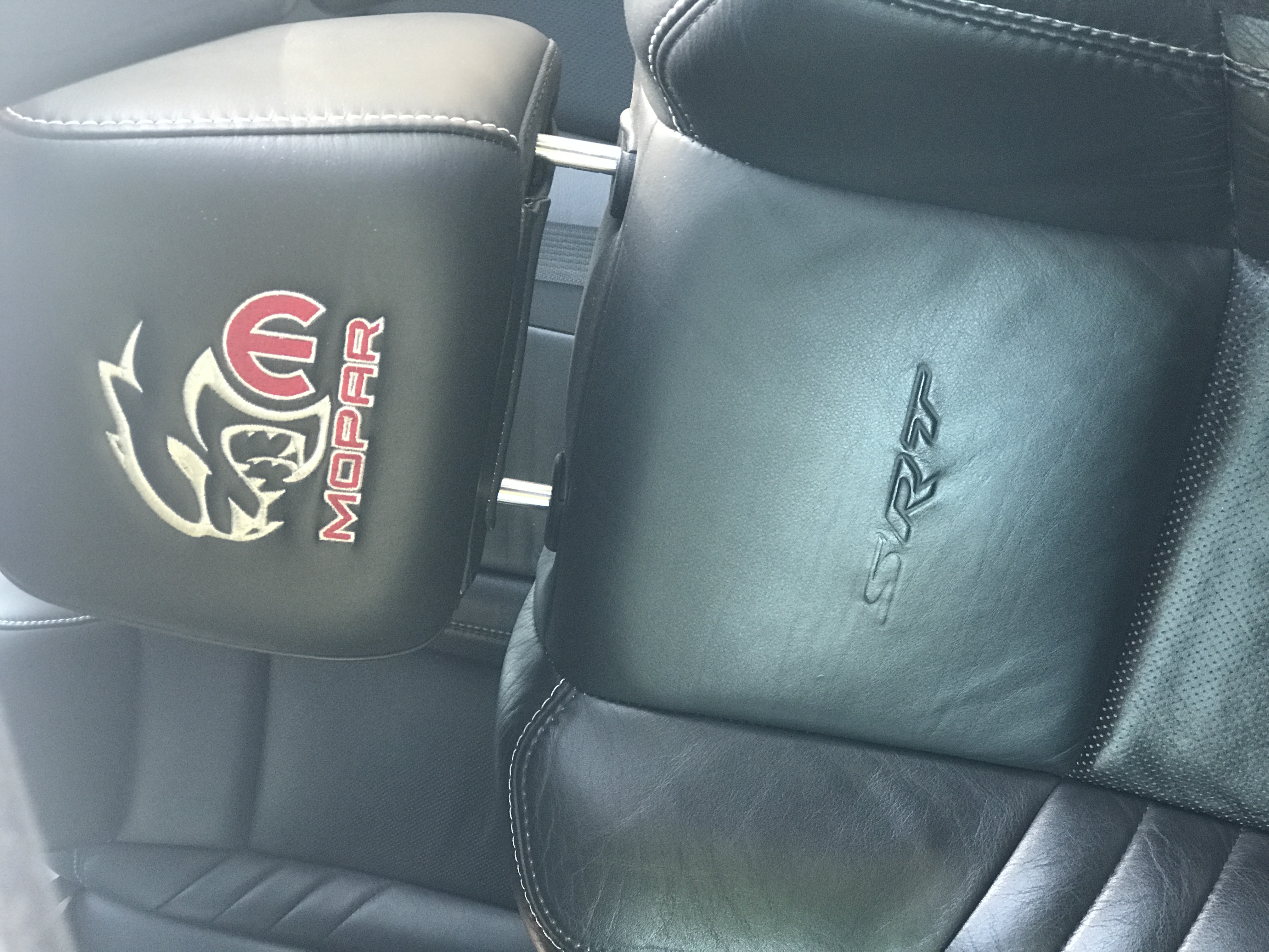 Used 2016 Dodge Charger SRT Hellcat w/ Harman/Kardon Audio Group RWD image 21