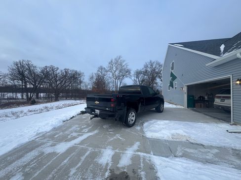Used 2019 Chevrolet Silverado 1500 LT w/ All Star Edition image 5