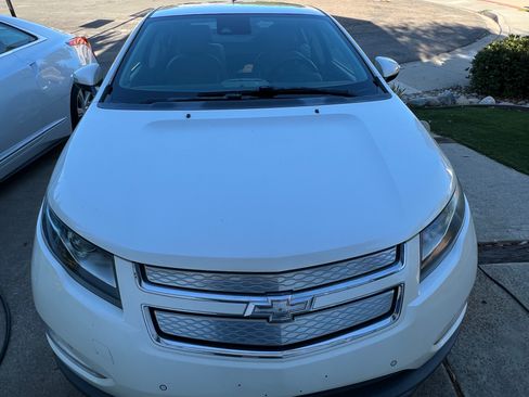 Used 2013 Chevrolet Volt Premium w/ Premium Trim Package image 5