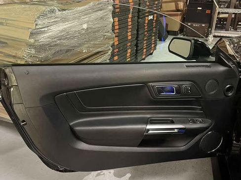 Used 2019 Ford Mustang Premium w/ Ecoboost Performance Package image 11