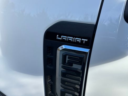 Used 2023 Ford F250 Lariat w/ FX4 Off-Road Package image 14