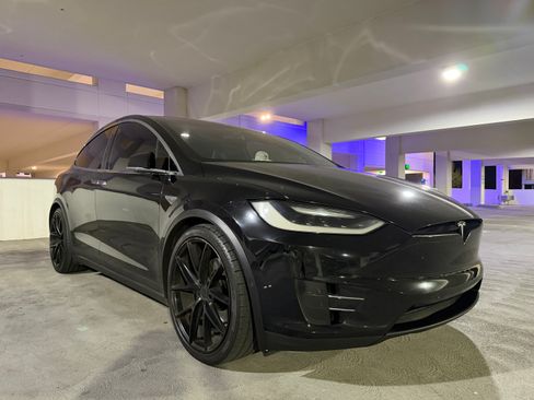 Used 2016 Tesla Model X 75D AWD/4WD image 10