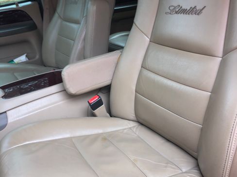 Used 2004 Ford Excursion Limited image 15