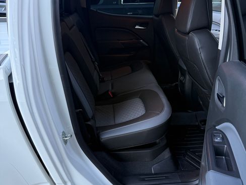 Used 2021 Chevrolet Colorado Z71 w/ Safety Package image 21