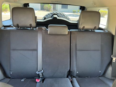 Used 2014 Toyota FJ Cruiser 4WD w/ Upgrade Package image 9