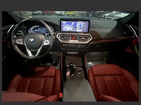 Used 2024 BMW X4 xDrive30i w/ Premium Package image 8