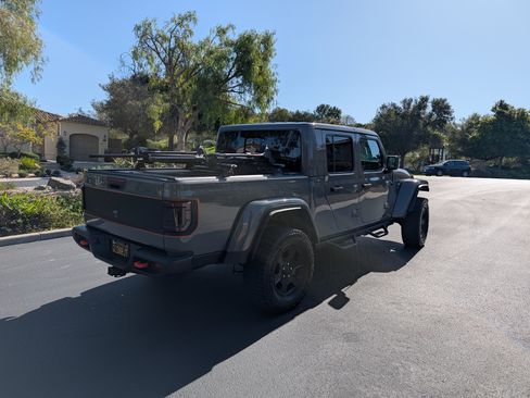 Used 2022 Jeep Gladiator Mojave w/ Cold Weather Group image 8