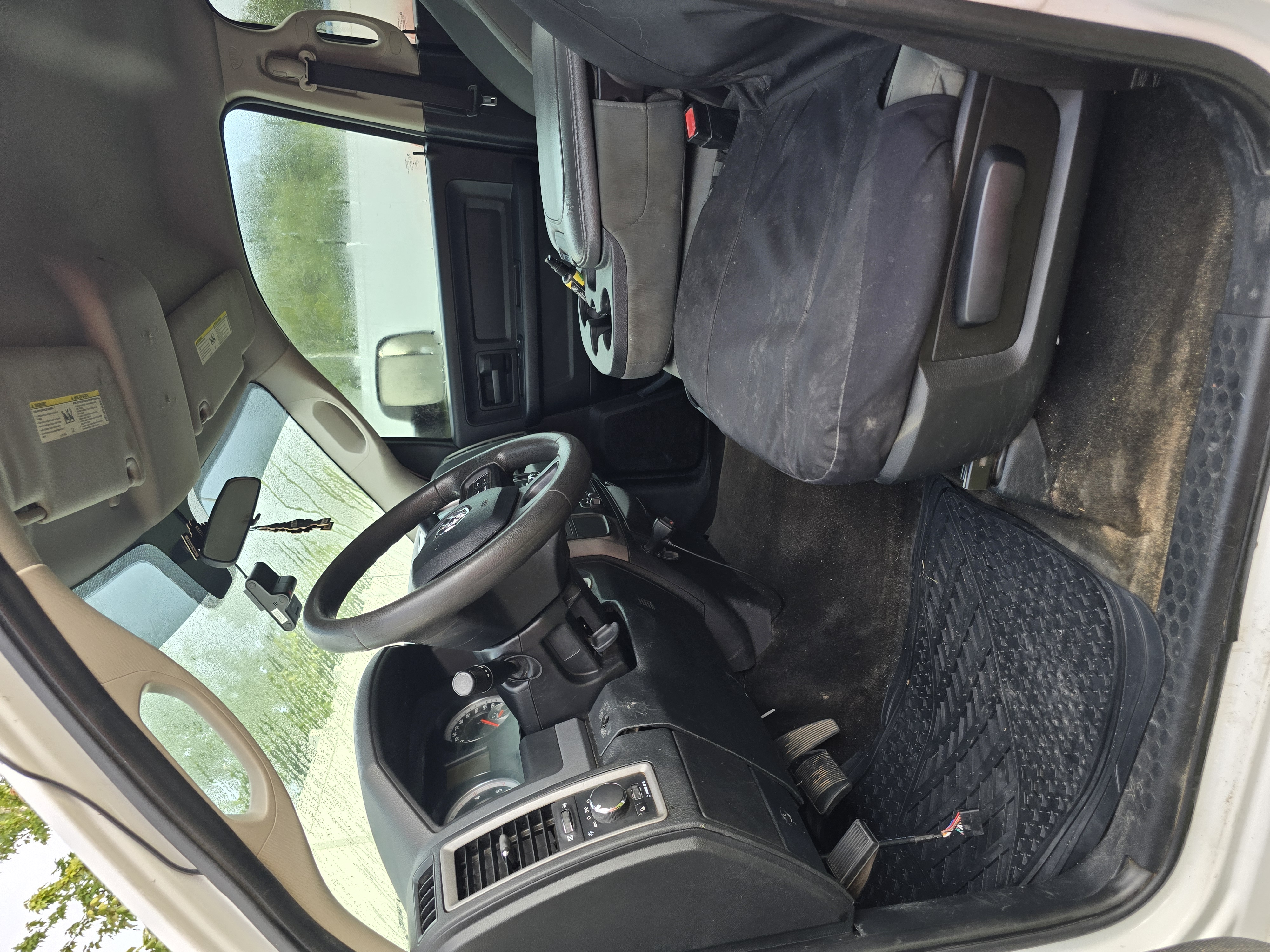 Used 2015 RAM 3500 Tradesman w/ Chrome Appearance Group RWD image 10