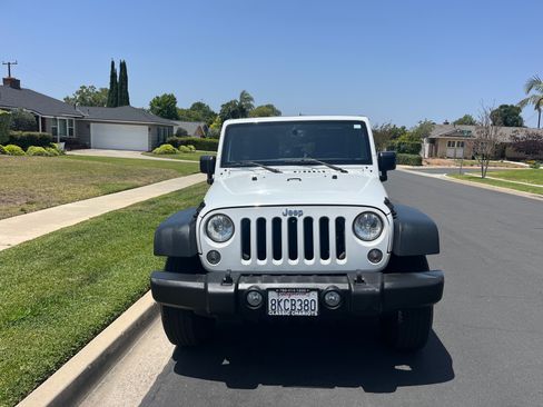 Used 2016 Jeep Wrangler Unlimited Sport w/ Quick Order Package 24S AWD/4WD image 6