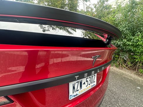 Used 2020 Tesla Model X Long Range AWD/4WD image 4
