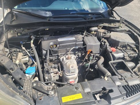 Used 2014 Honda Accord Sport image 6