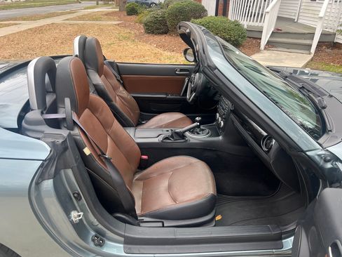 Used 2013 MAZDA MX-5 Miata Grand Touring image 20