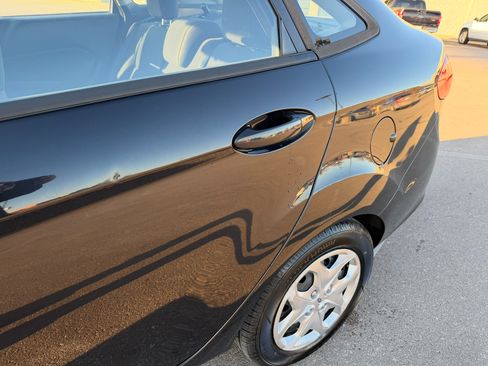 Used 2013 Ford Fiesta SE w/ Super Fuel Economy Pkg image 12