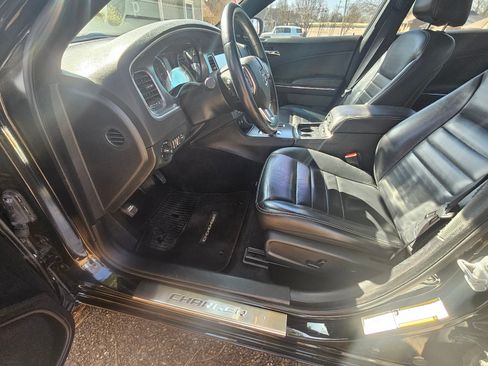 Used 2013 Dodge Charger SXT Plus image 6
